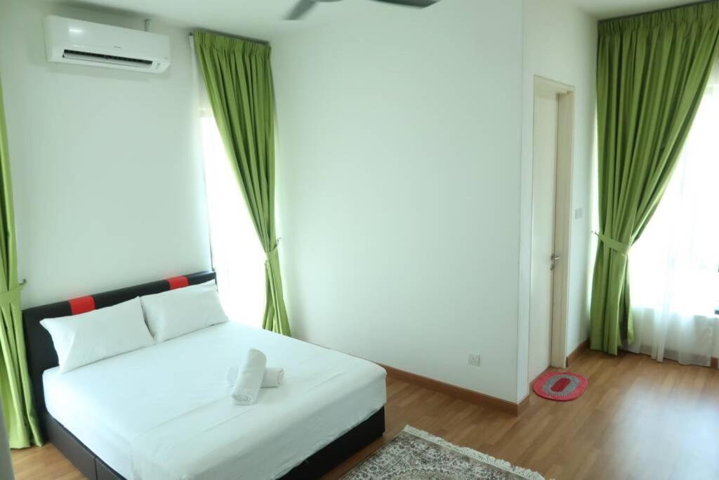 Promo Private Luxurious Nilai Vacation Home Exterior foto
